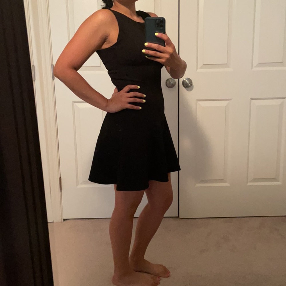 Dress - Picture 2 of 4